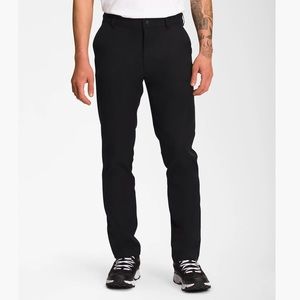 NWT Men’s Standard Modern Pants size 32 in black